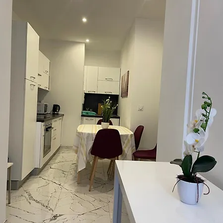 Imperia 2 Appartement *