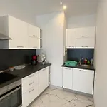 Appartement Imperia 2 *