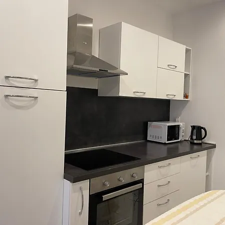 Imperia 2 Apartamento